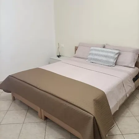 Cantarano Bed & Breakfast *